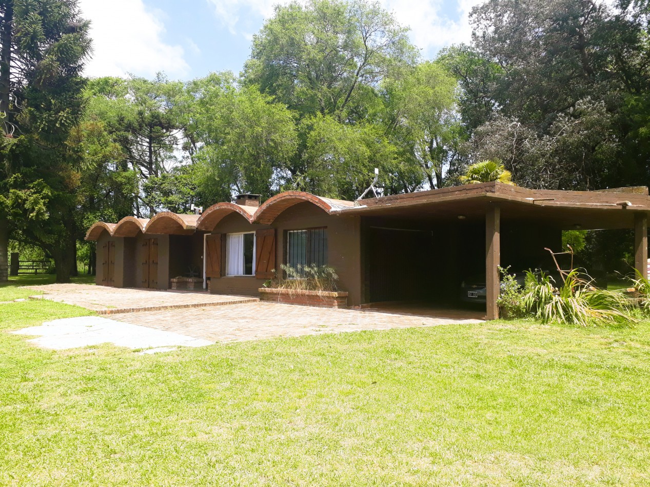 CASA QUINTA CON PISCINA ,QUINCHO. BELLISIMO PARQUE.