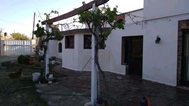 IMPORTANTE PROPIEDAD EN CAPILLA DEL MONTE -CORDOBA-