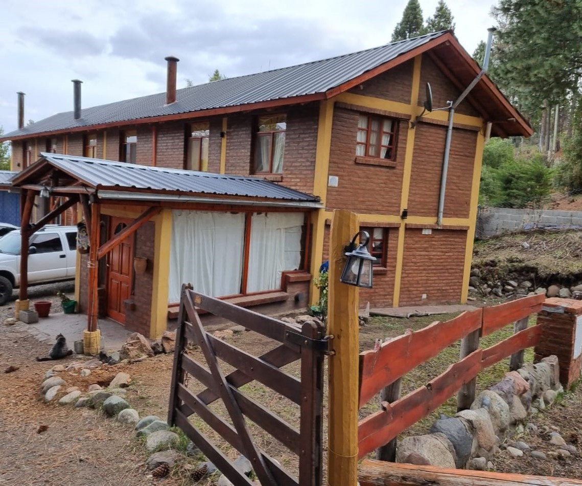 COMPLEJO DE CABANAS EN Bo VILLA AYELEN