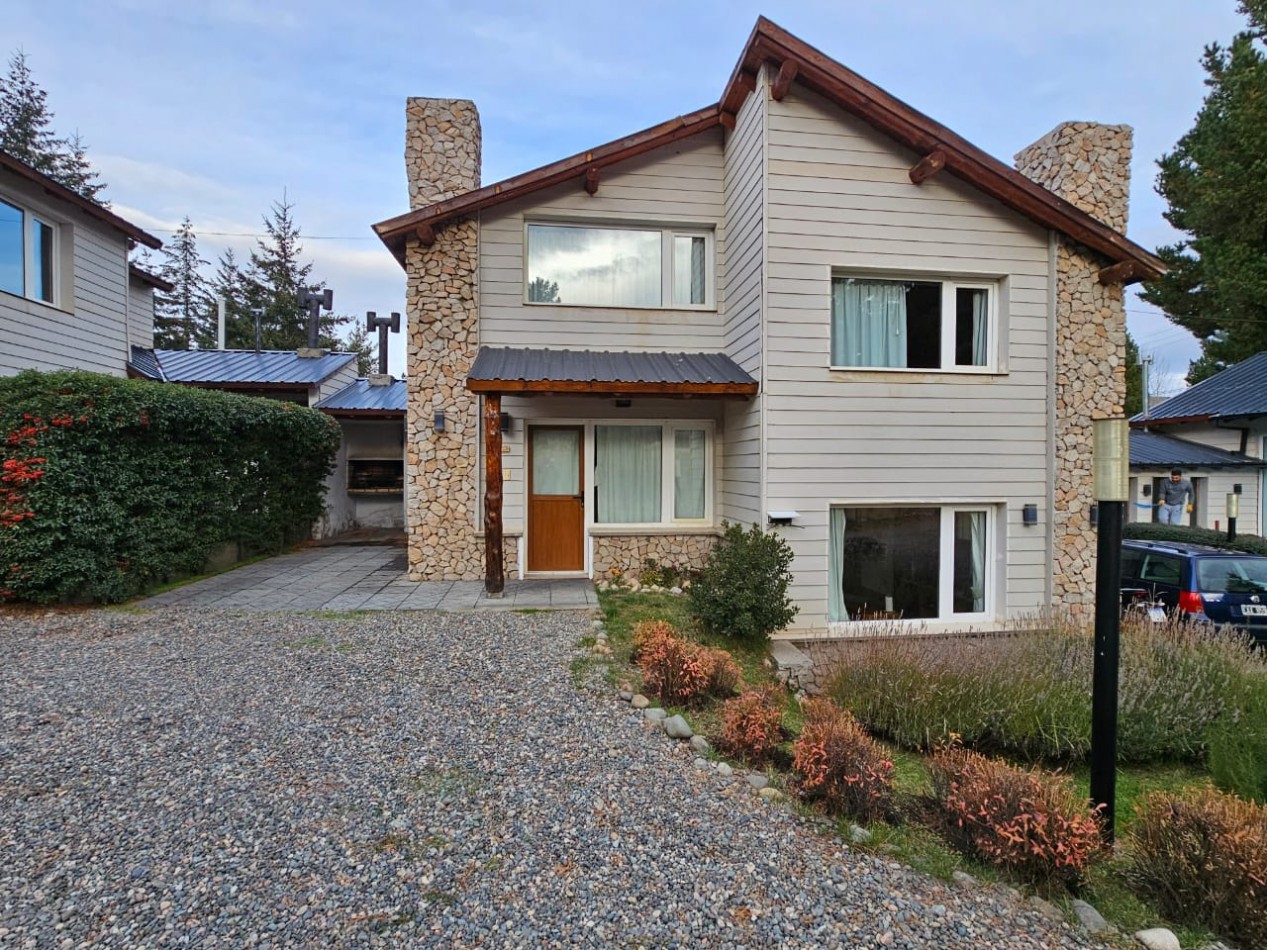 IMPORTANTE COMPLEJO DE CABAÑAS EN BARRIO VILLA AYELEN ESQUEL CHUBUT