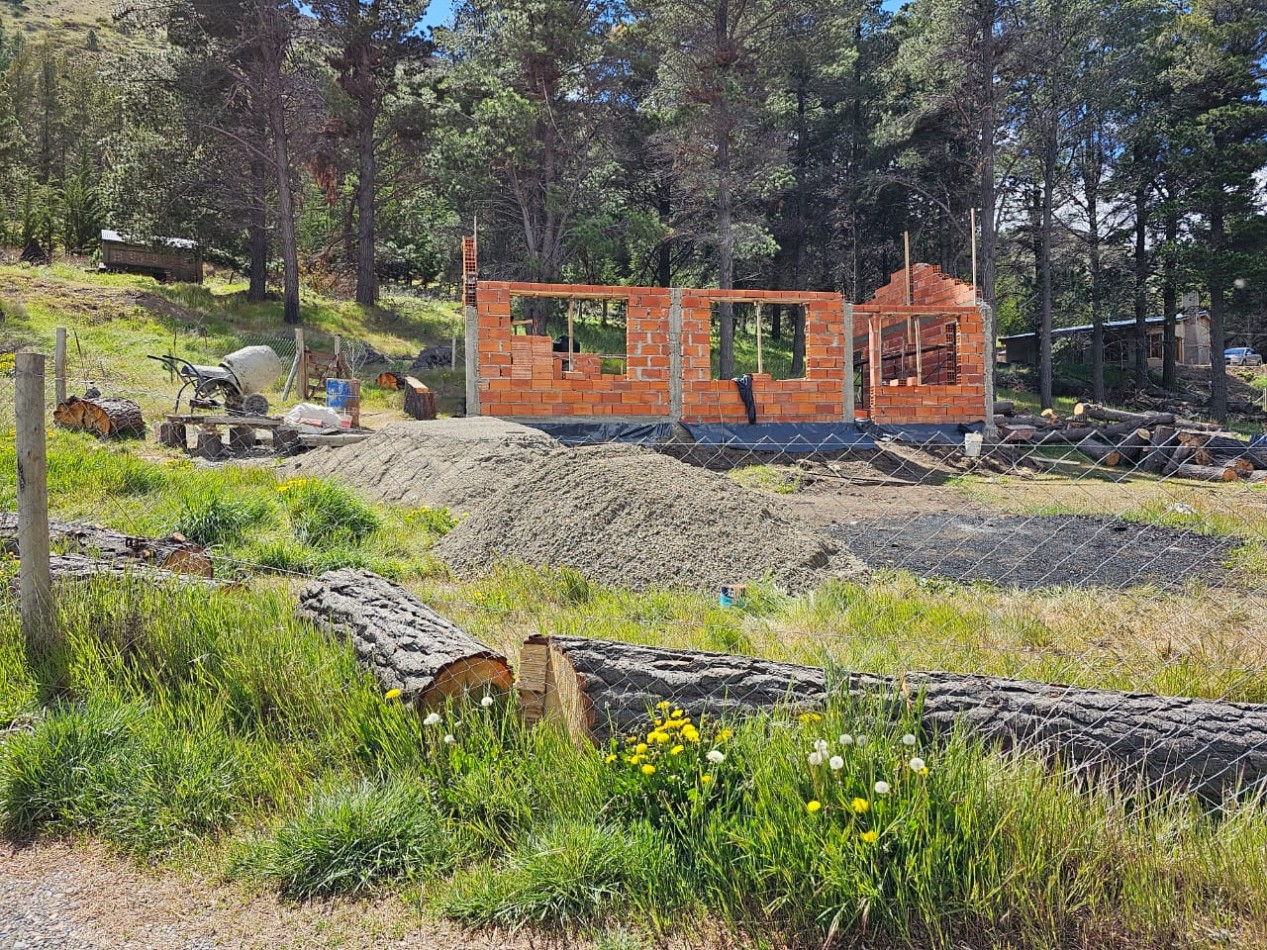 CASA DE 3 DORMITORIOS EN CONSTRUCCION EN ESQUEL CHUBUT 