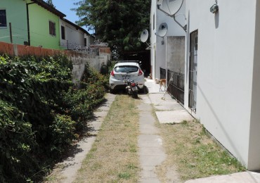 Duplex 3 Amb. frente a plaza Malvinas argentinas 