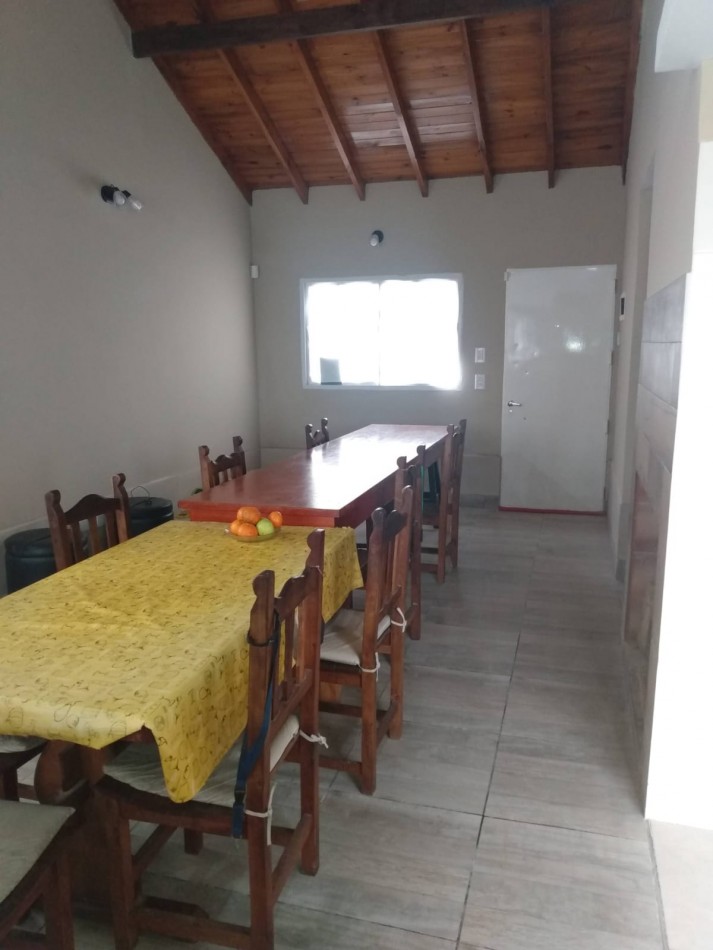 VENTA - PERMUTA / Casa con Amplio Lote