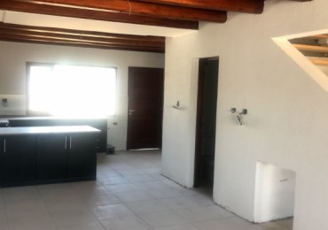 SE VENDE DUPLEX A ESTRENAR DE 90 M2 Y DE 135 M2 EN BARRIO SUTER