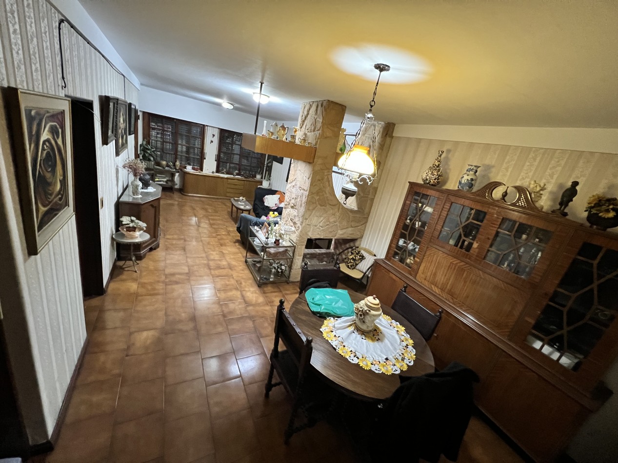 CASA en venta 5 ambientes san justo