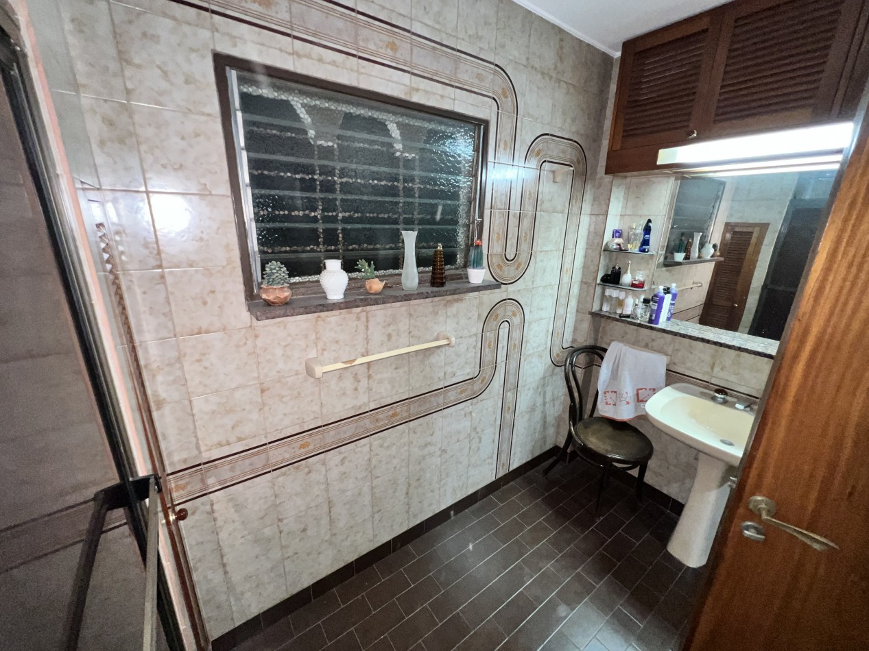 CASA en venta 5 ambientes san justo