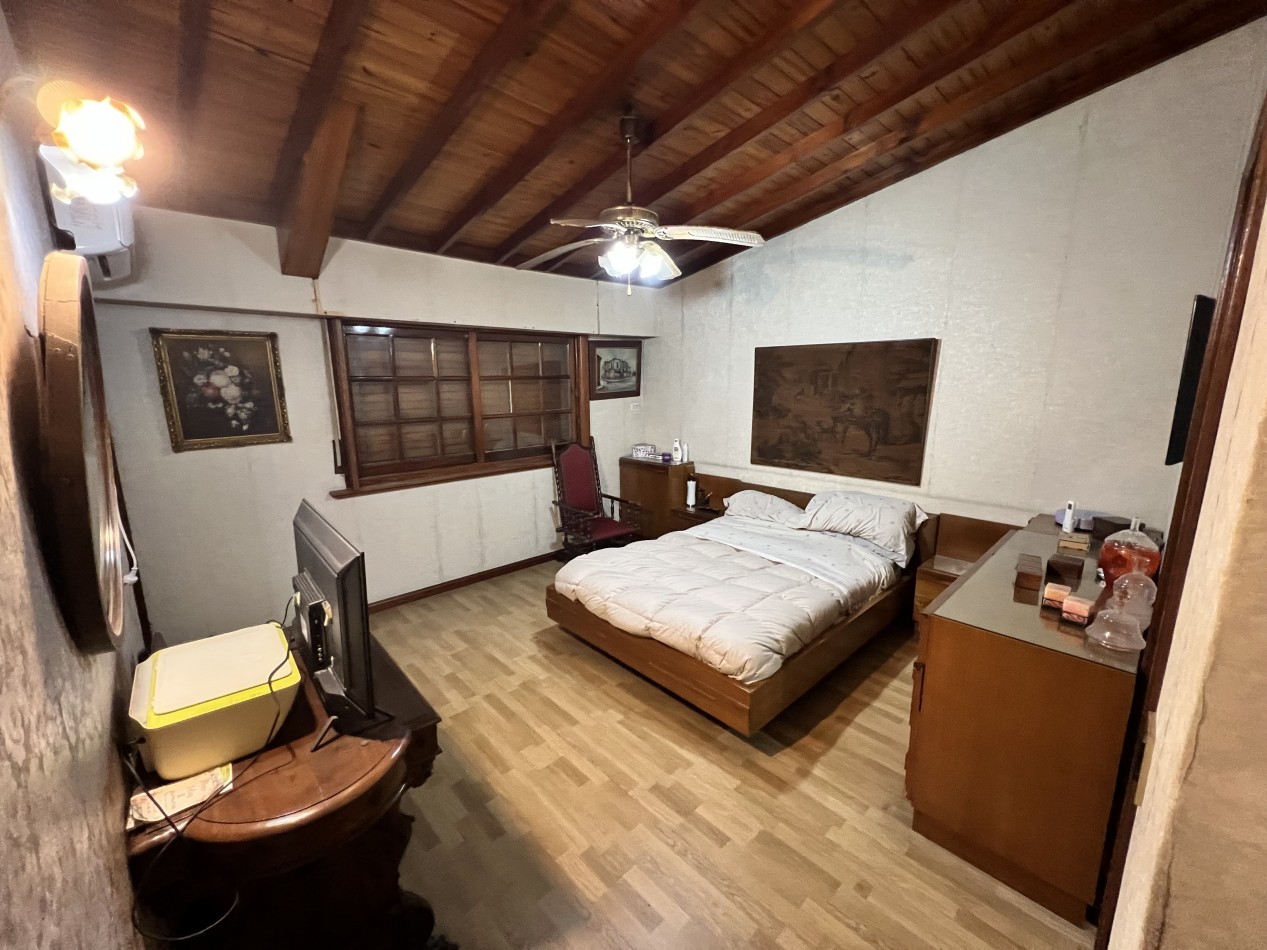 CASA en venta 5 ambientes san justo