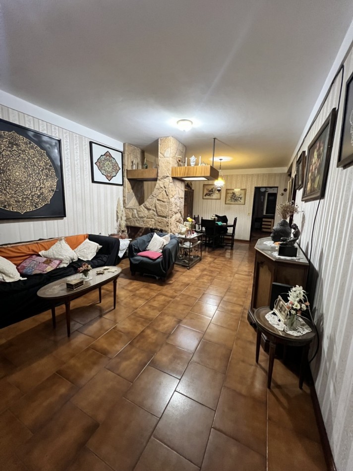 CASA en venta 5 ambientes san justo