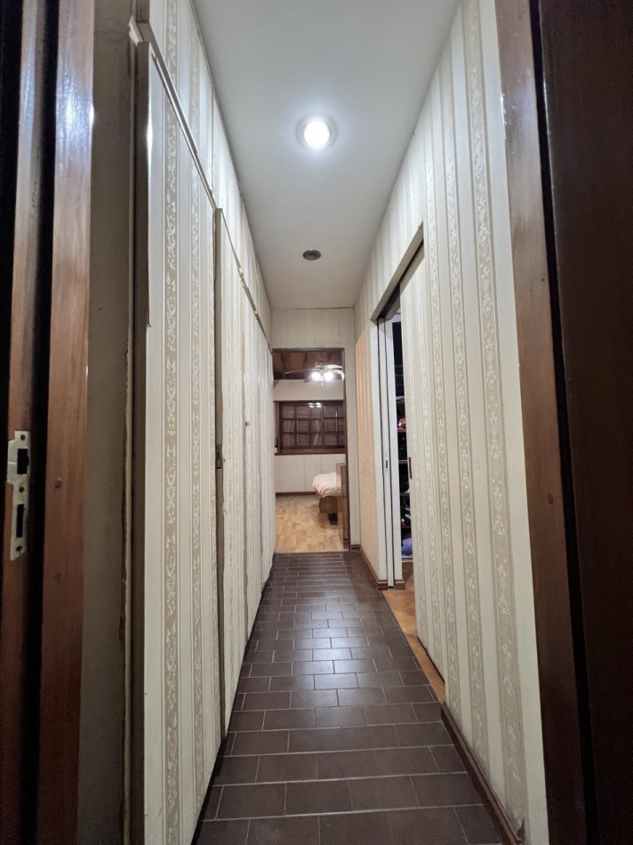 CASA en venta 5 ambientes san justo