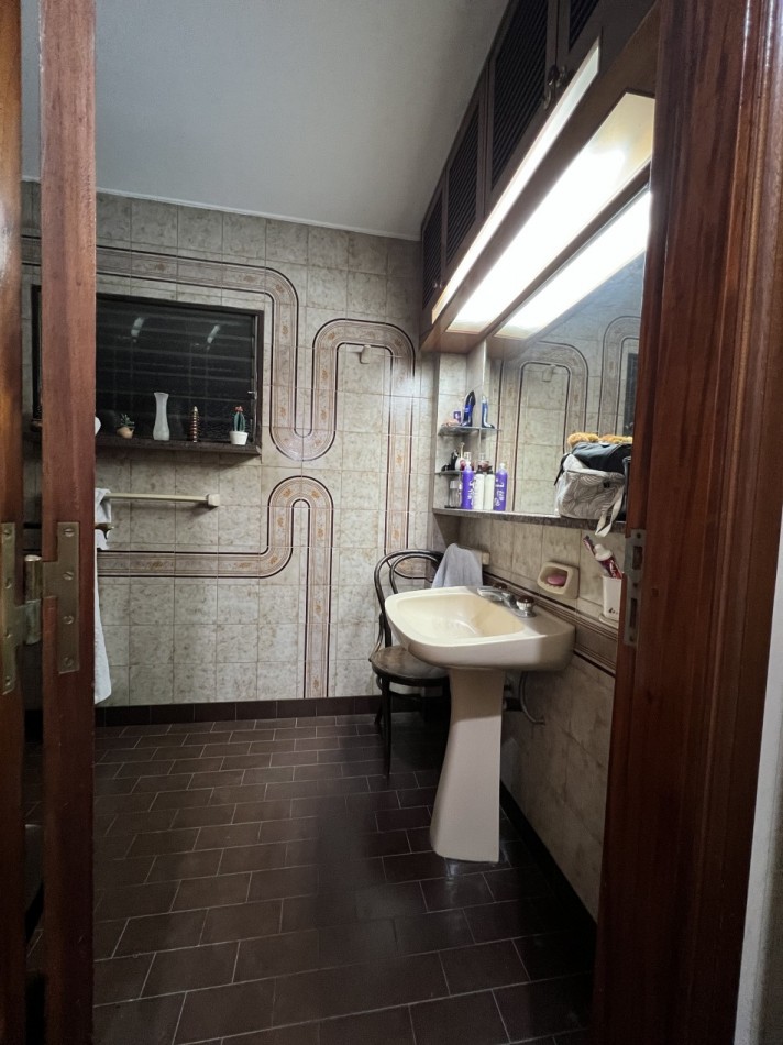CASA en venta 5 ambientes san justo