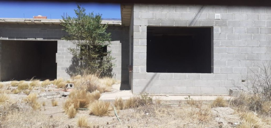 VENTA TERRENO CON VIVIENDA EN OBRA