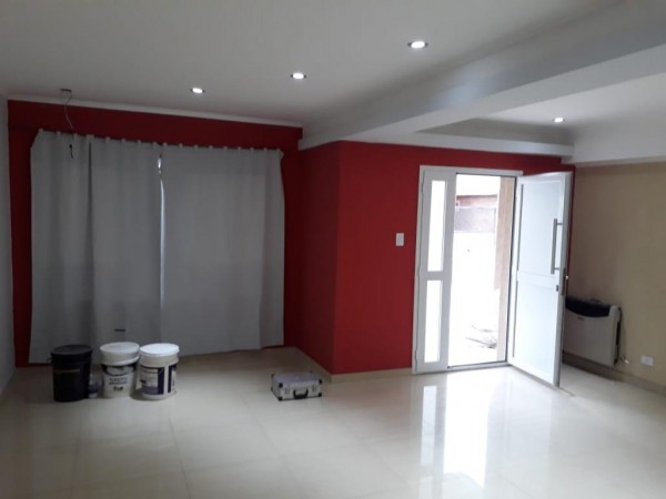 VENTA CASA CON LOCAL COMERCIAL