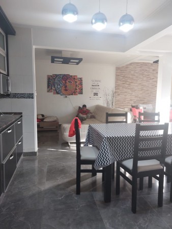 VENTA CASA EN ZONA SUR