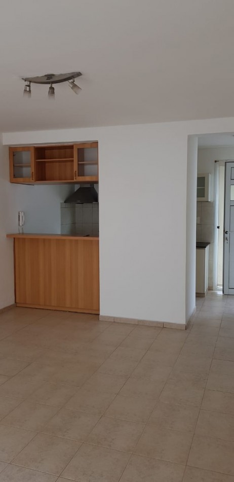 VENTA DUPLEX EN CIPOLLETTI - RIO NEGRO