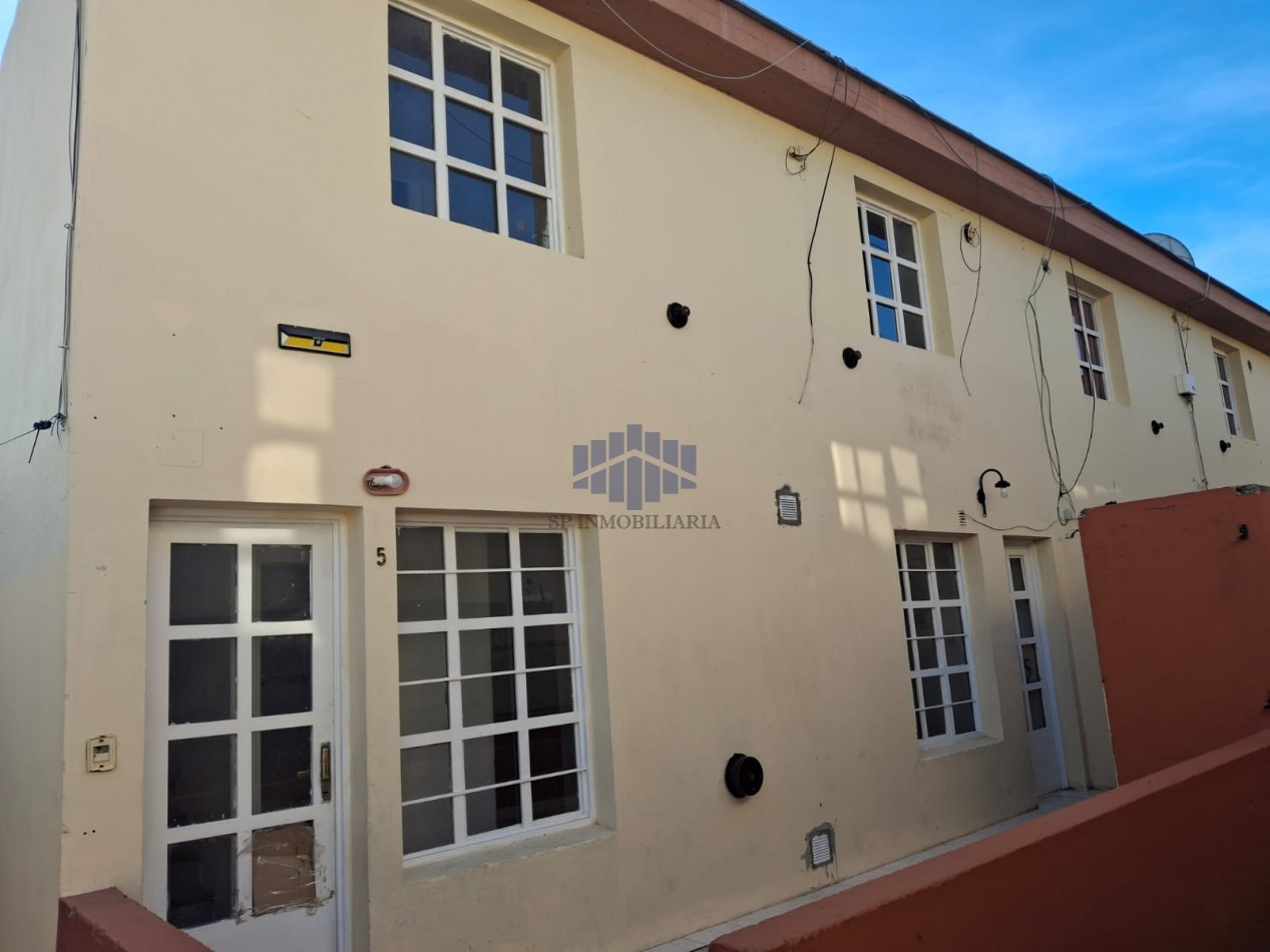 VENTA DE PROPIEDAD CON DIEZ VIVIENDAS EN ZONA CENTRO