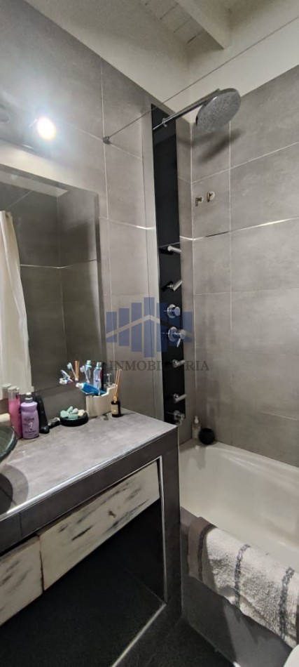 VENTA VIVIENDA DE 2 PLANTAS EN ZONA SUR