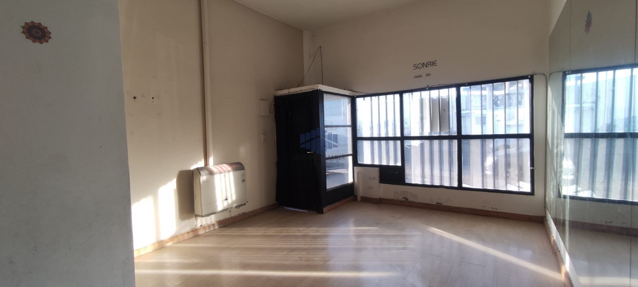 ALQUILER DE LOCAL COMERCIAL EN ZONA SUR