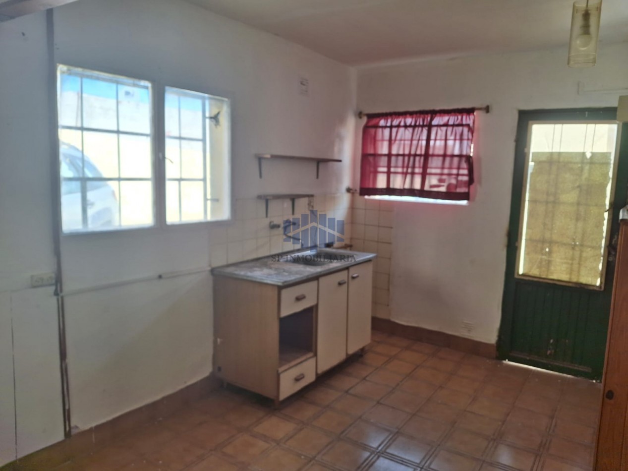 VENTA DE PROPIEDAD CON DIEZ VIVIENDAS EN ZONA CENTRO