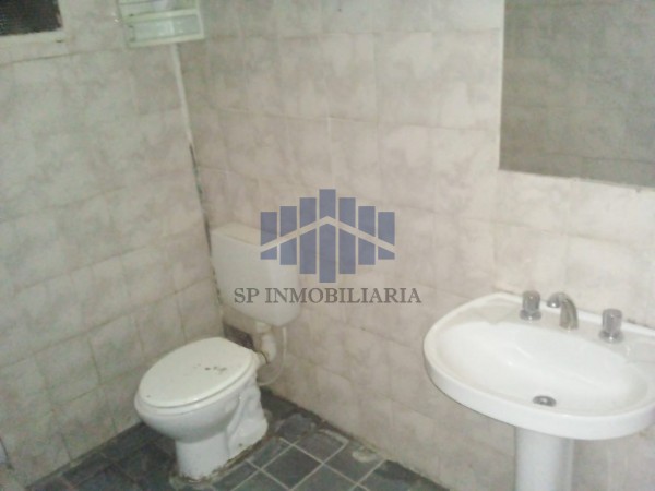  LOCAL COMERCIAL EN ZONA SUR