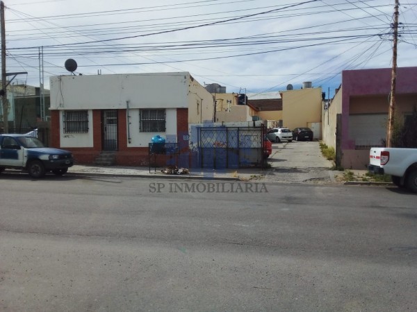 VENTA DE LOTE CON 10 DEPARTAMENTOS PARA RENTA