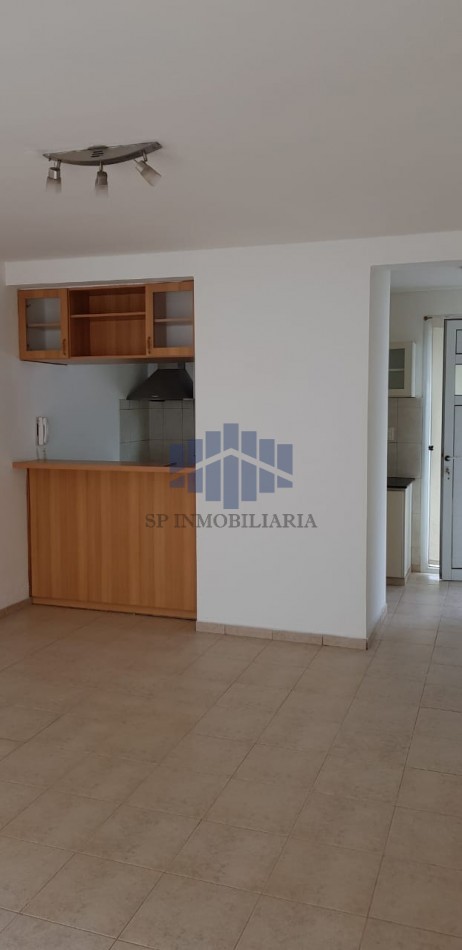 VENTA DUPLEX EN CIPOLLETTI - RIO NEGRO