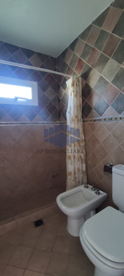 ALQUILER DE VIVIENDA EN BARRIO SARMIENTO