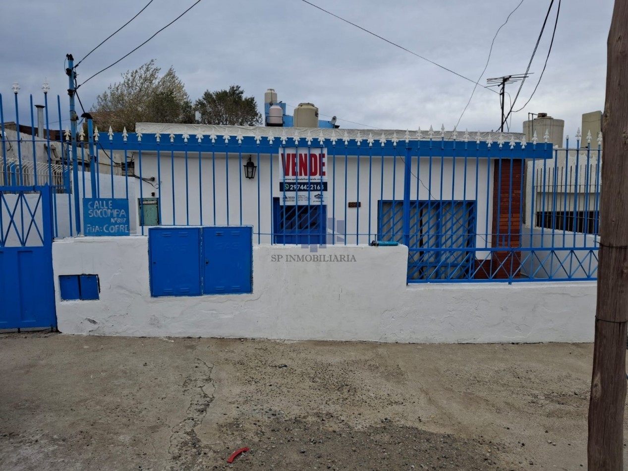 VENTA DE LOTE CON 2 VIVIENDAS UNIFAMILIARES EN ZONA SUR