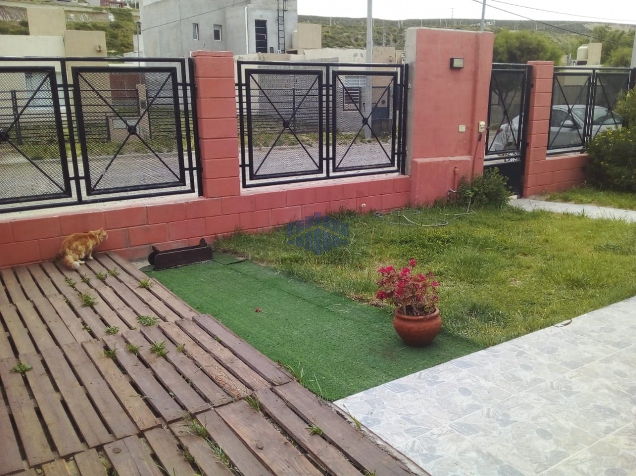 SE ALQUILA VIVIENDA EN RADA TILLY