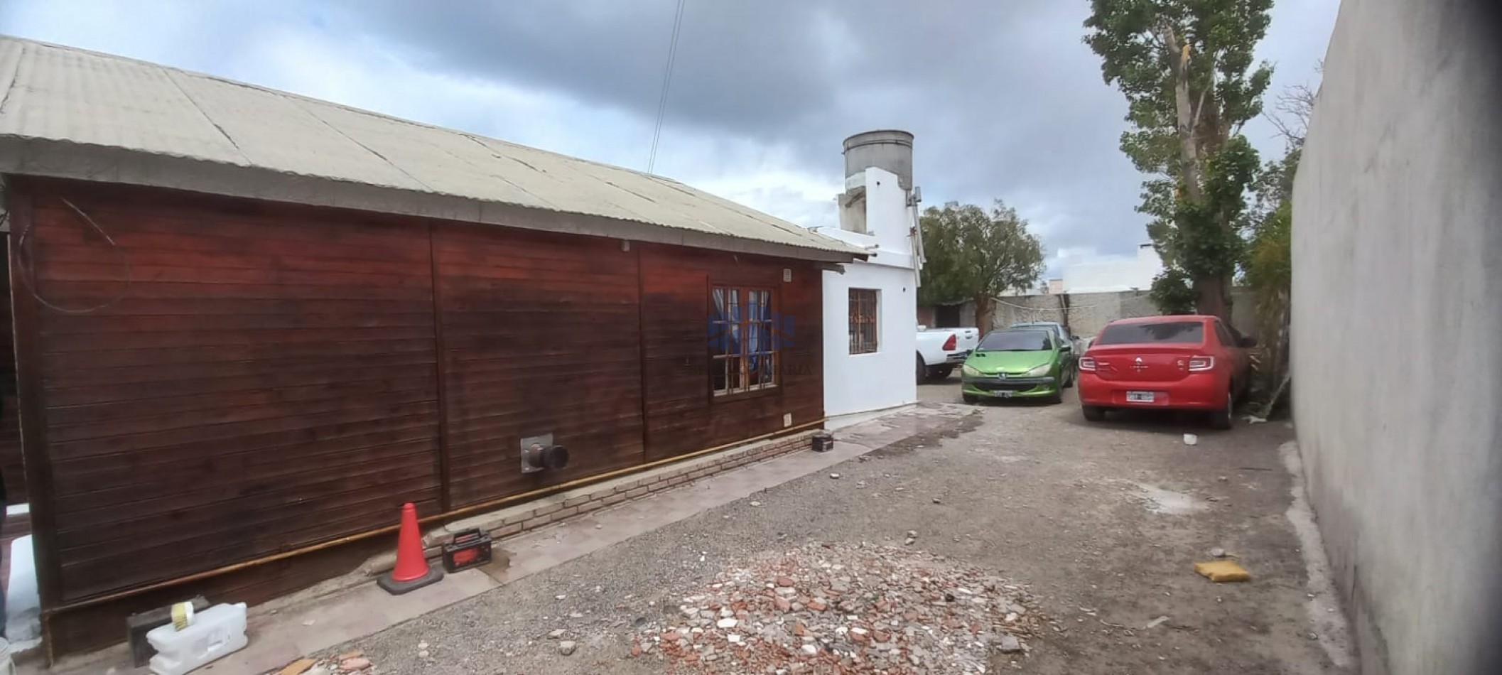 VIVIENDA EN BARRIO JUAN XXIII