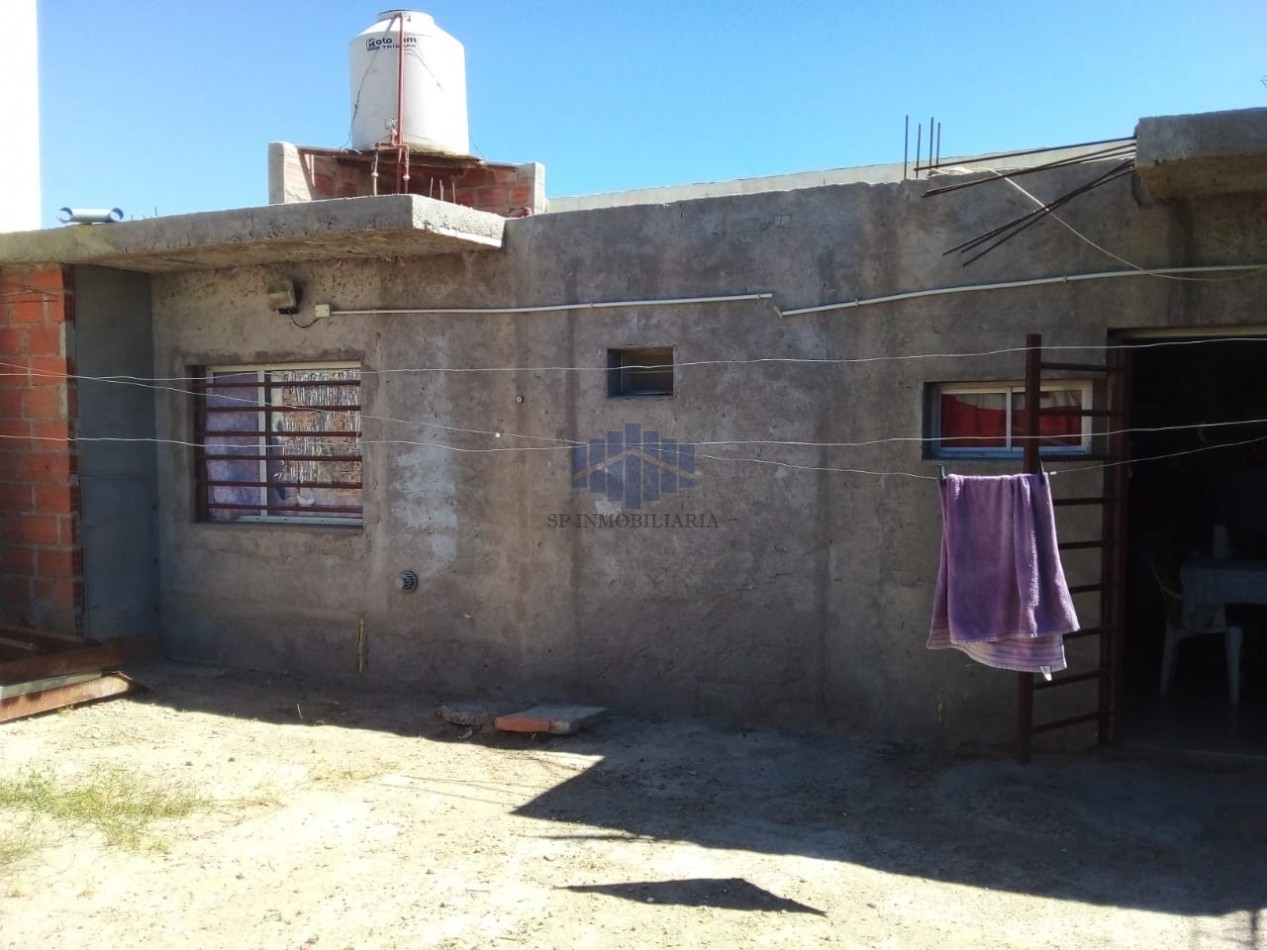 VENTA DE LOTE CON 2 VIVIENDAS EN ZONA NORTE