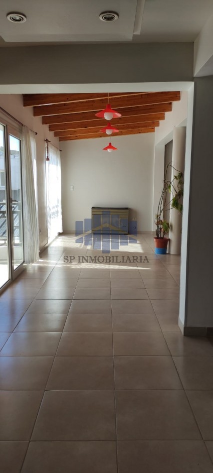 ALQUILER DE VIVIENDA EN BARRIO SARMIENTO