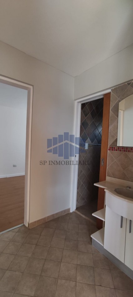 ALQUILER DE VIVIENDA EN BARRIO SARMIENTO