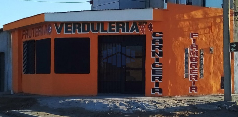  LOCAL COMERCIAL EN ZONA SUR