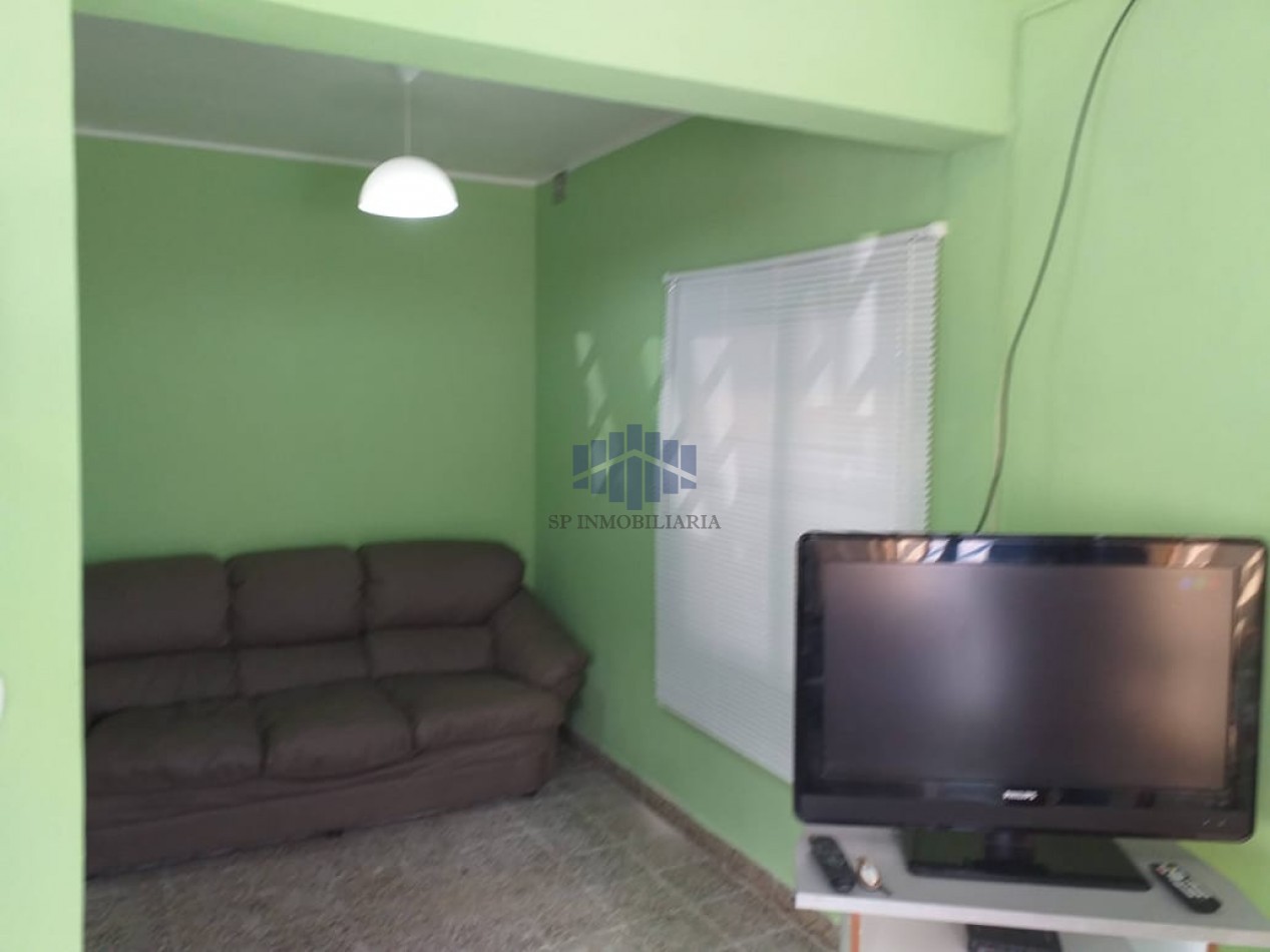VENTA DE LOTE CON 2 VIVIENDAS UNIFAMILIARES EN ZONA SUR