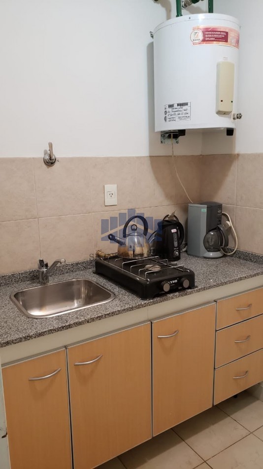 ALQUILER LOCAL COMERCIAL EN ZONA CENTRO