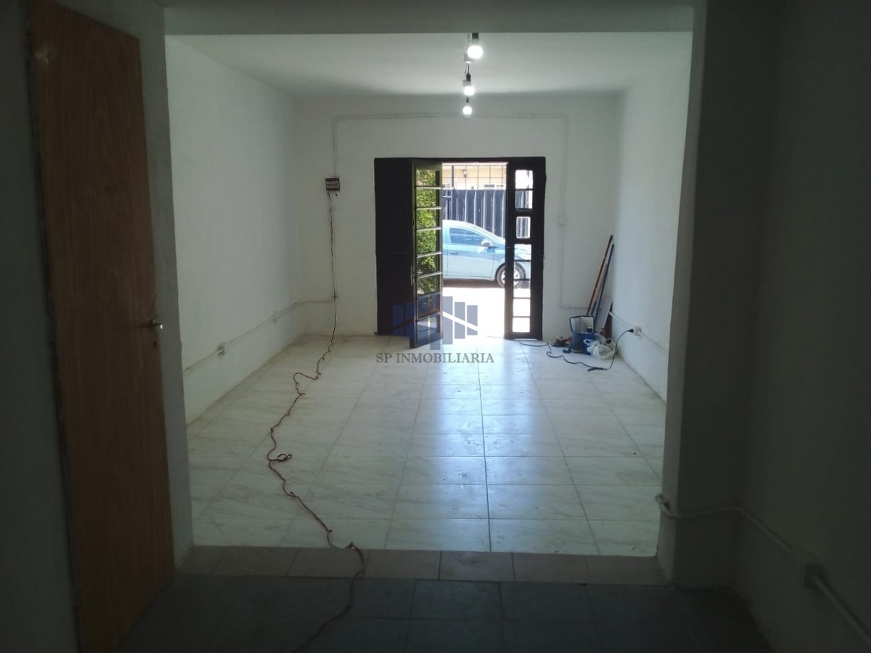 SE ALQUILA LOCAL COMERCIAL EN ZONA SUR