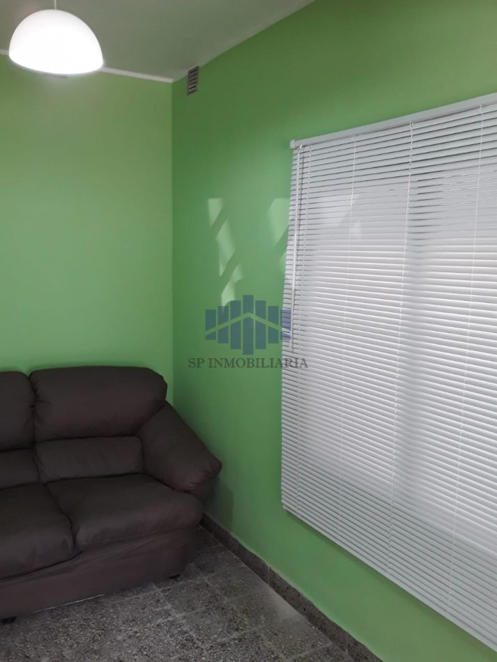 VENTA DE LOTE CON 2 VIVIENDAS UNIFAMILIARES EN ZONA SUR