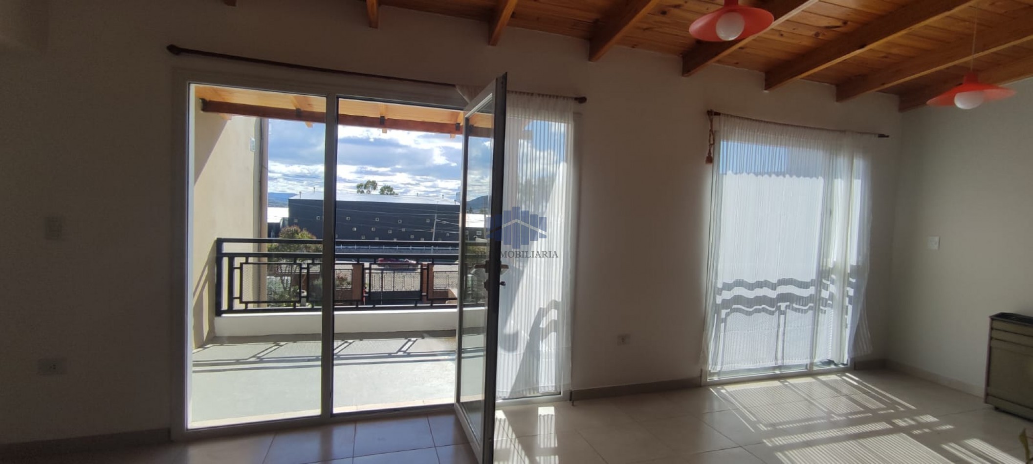 ALQUILER DE VIVIENDA EN BARRIO SARMIENTO