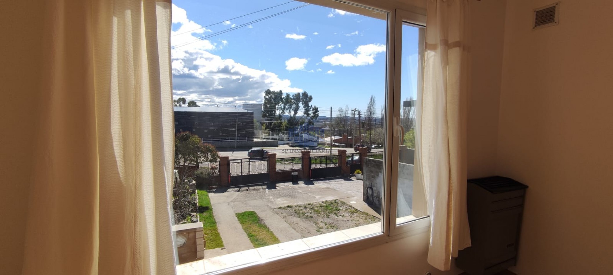 ALQUILER DE VIVIENDA EN BARRIO SARMIENTO