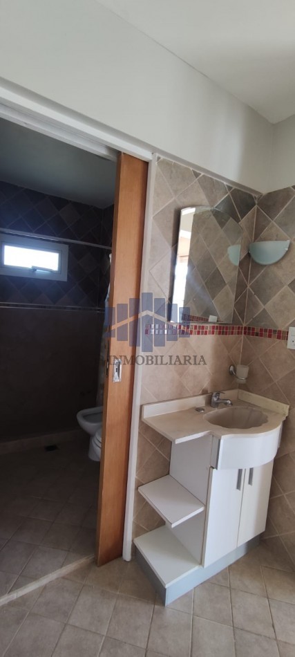 ALQUILER DE VIVIENDA EN BARRIO SARMIENTO