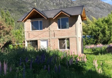 VENTA CASA DE 2 PLANTAS EN LAGO PUELO